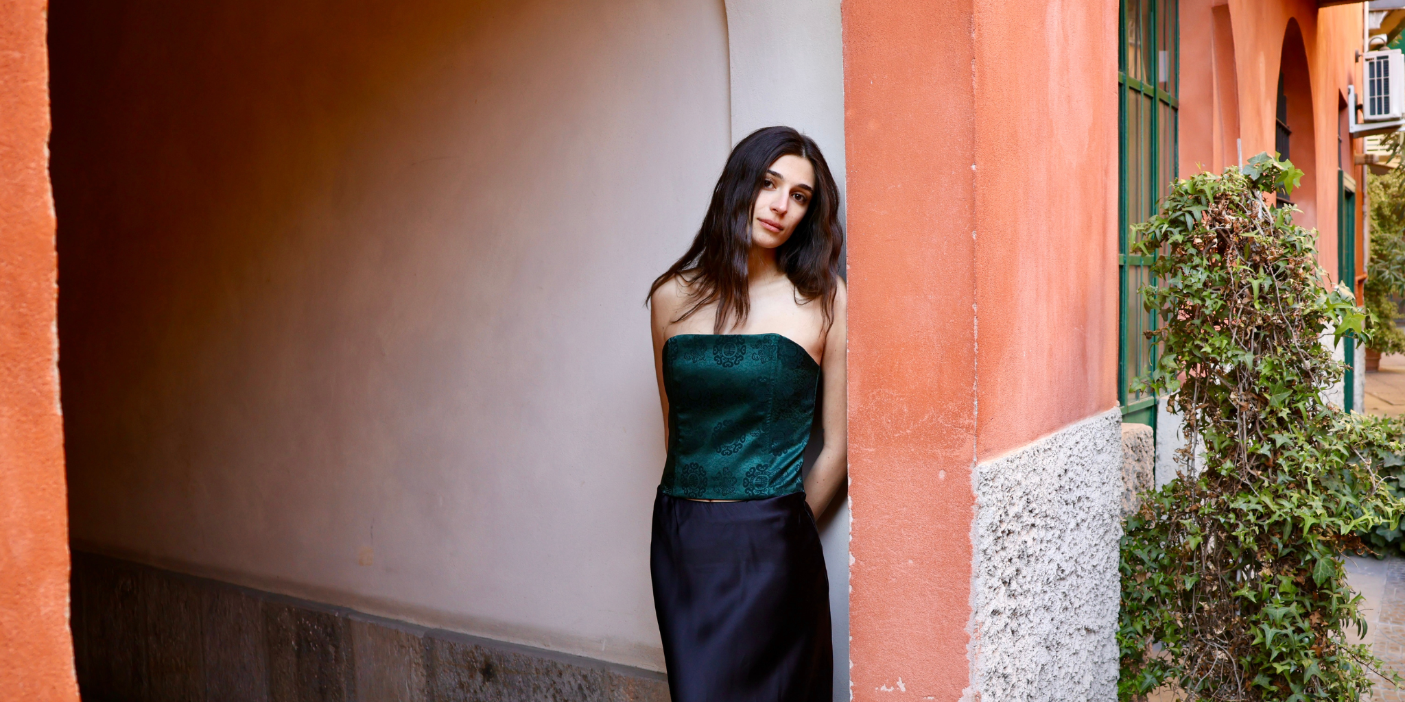 Come abbinare un corsetto: idee outfit con il Corsetto Atlas Anirav Brand