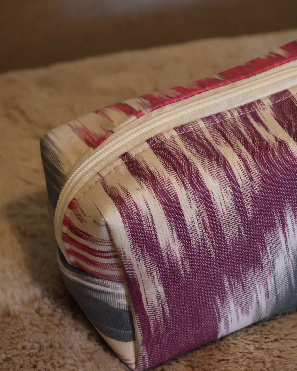 beauty case in cotone ikat artigianale
