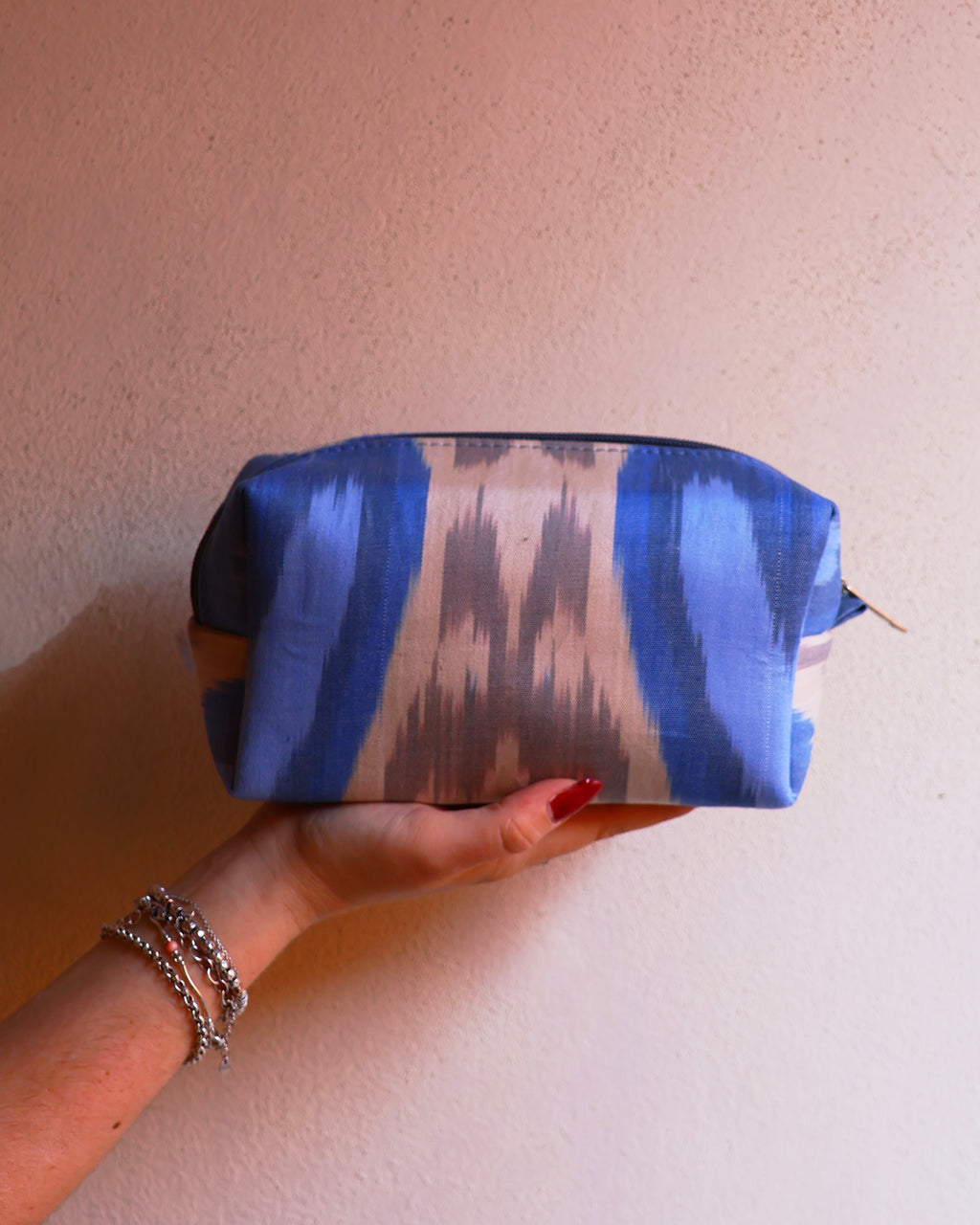 beauty case in cotone ikat artigianale