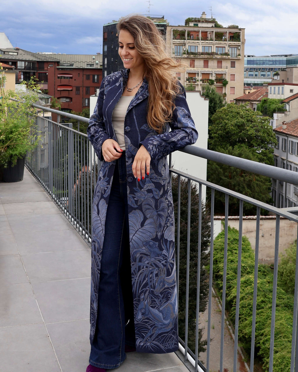 cappotto delhi blu lungo cashmere seta fatto a mano anirav brand 