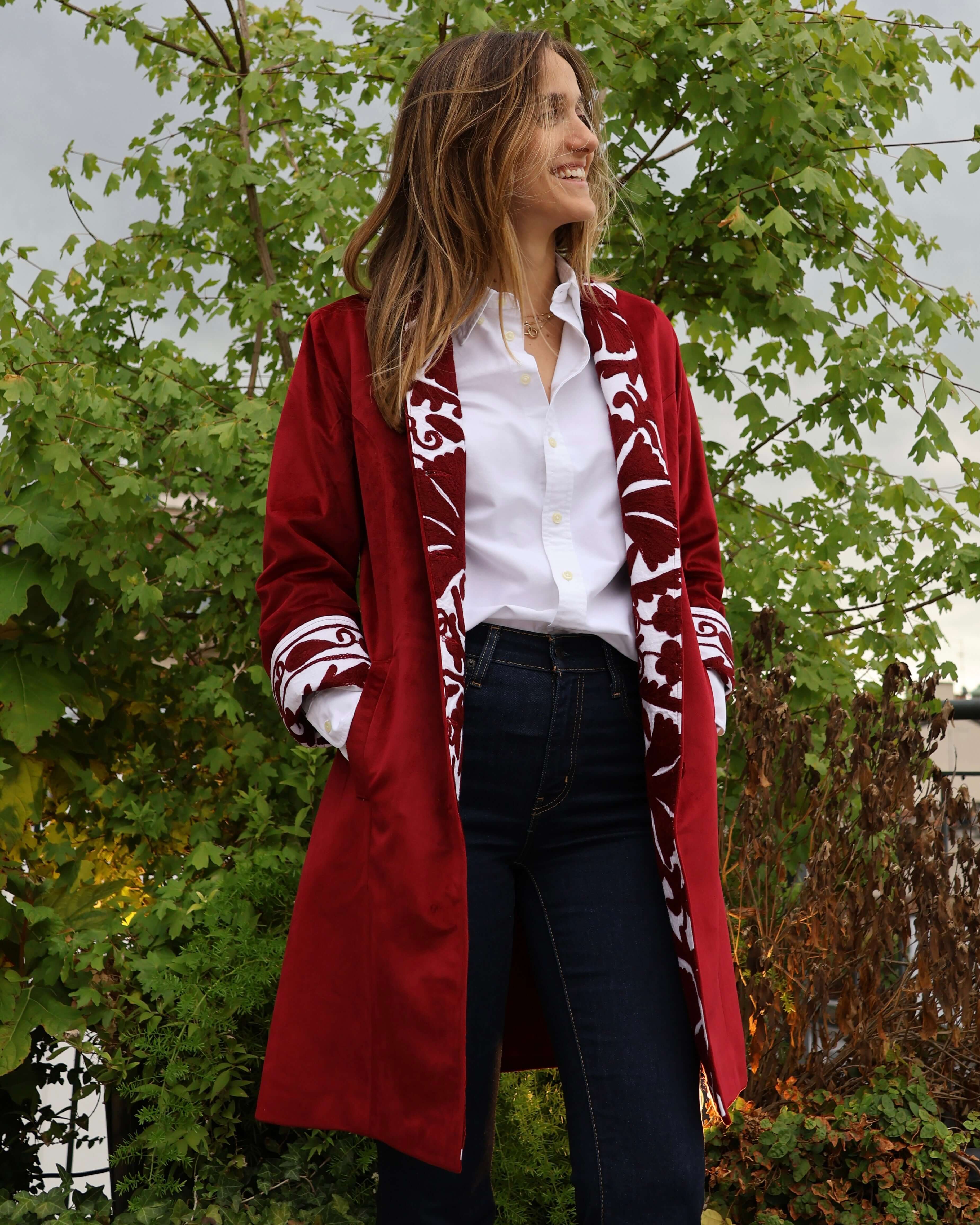 cappotto Jaipur bordeaux velluto di seta ricamo suzani anirav brand