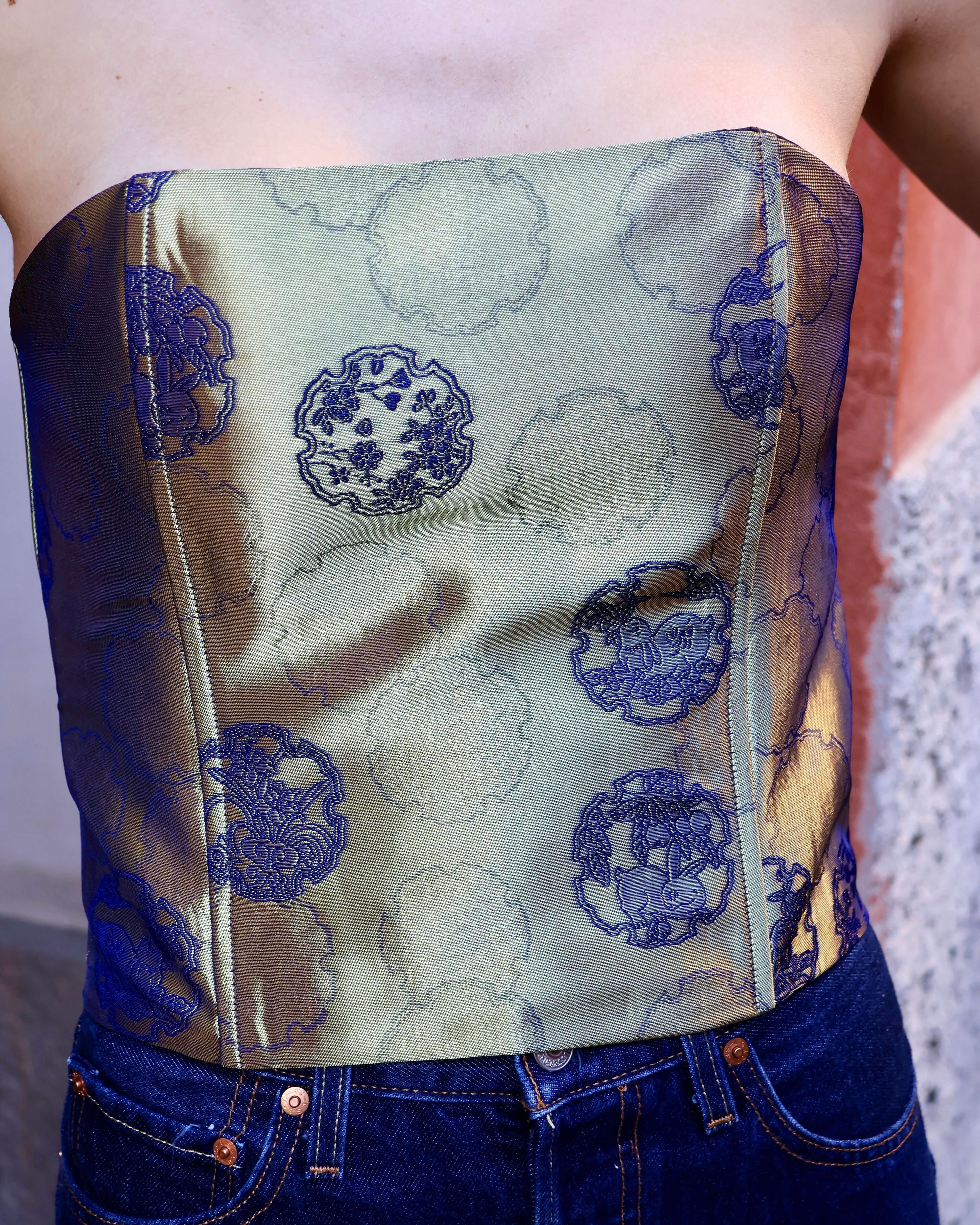 dettaglio corsetto anirav brand 