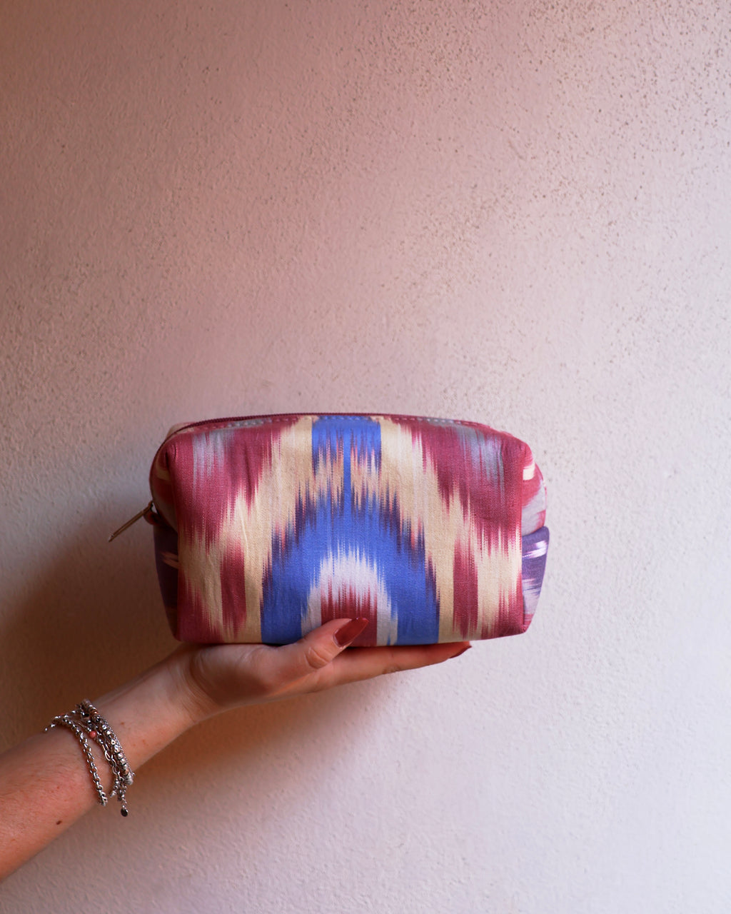 beauty case artigianale tessuto ikat Uzbekistan